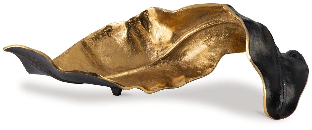 Melinda Sculpture - Zara Furniture (Kissimmee,FL)