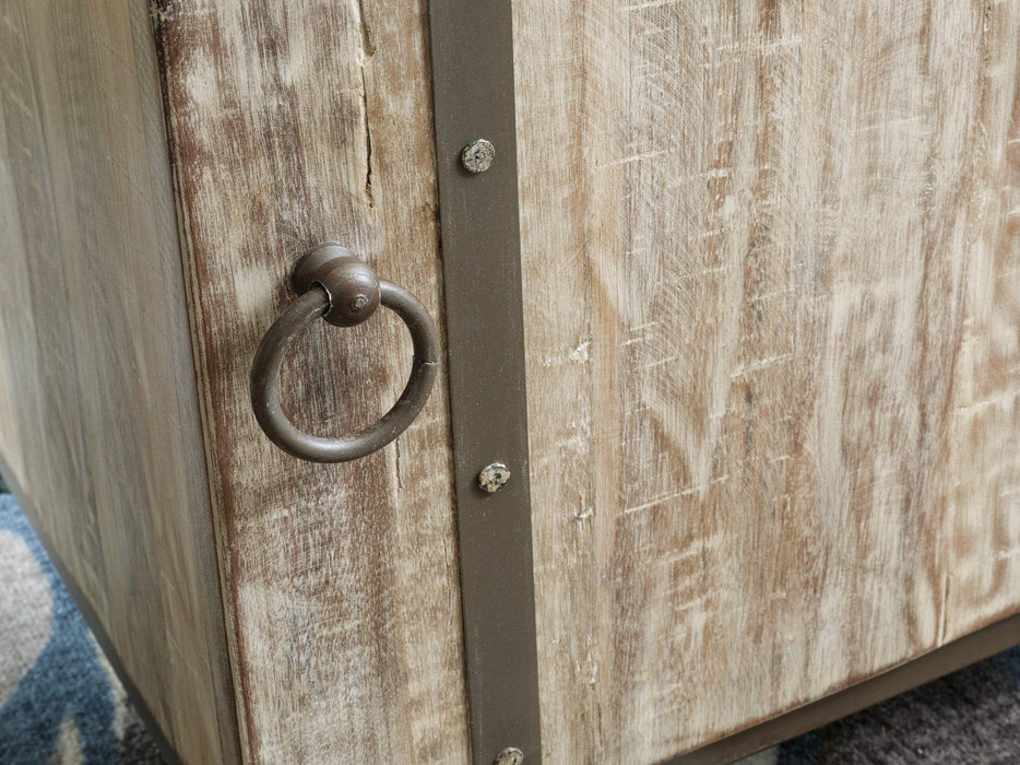 Laddford Accent Cabinet - Zara Furniture (Kissimmee,FL)