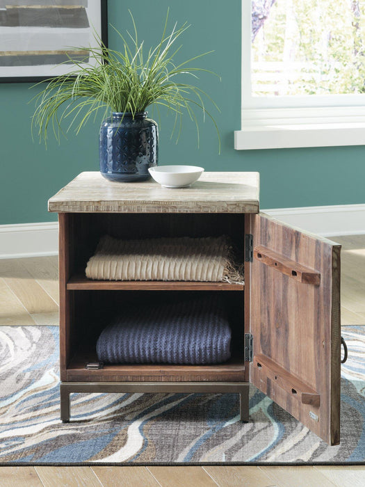 Laddford Accent Cabinet - Zara Furniture (Kissimmee,FL)