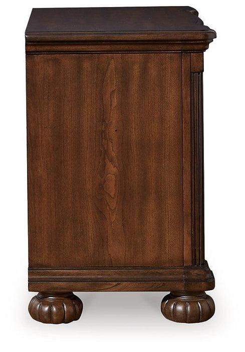 Lavinton Nightstand - Zara Furniture (Kissimmee,FL)