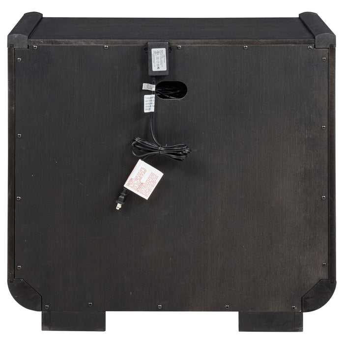 Leandro Nightstand