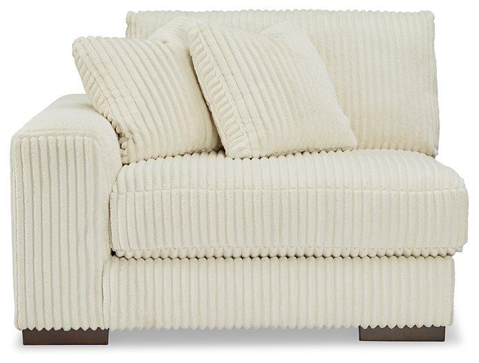 Lindyn Sectional - Zara Furniture (Kissimmee,FL)