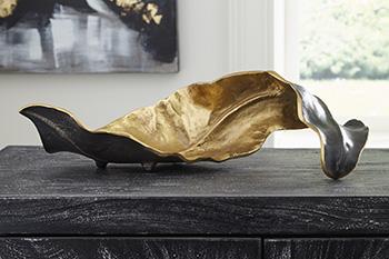 Melinda Sculpture - Zara Furniture (Kissimmee,FL)