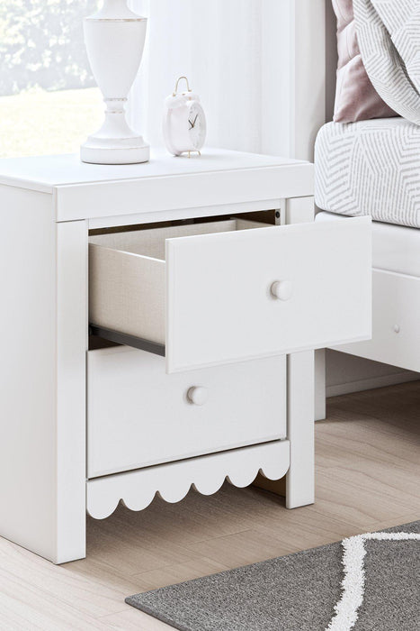 Mollviney Nightstand - Zara Furniture (Kissimmee,FL)