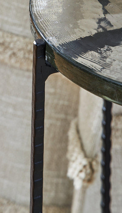 Newgoren Accent Table - Zara Furniture (Kissimmee,FL)