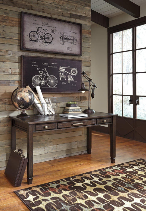 Oakden Sculpture - Zara Furniture (Kissimmee,FL)