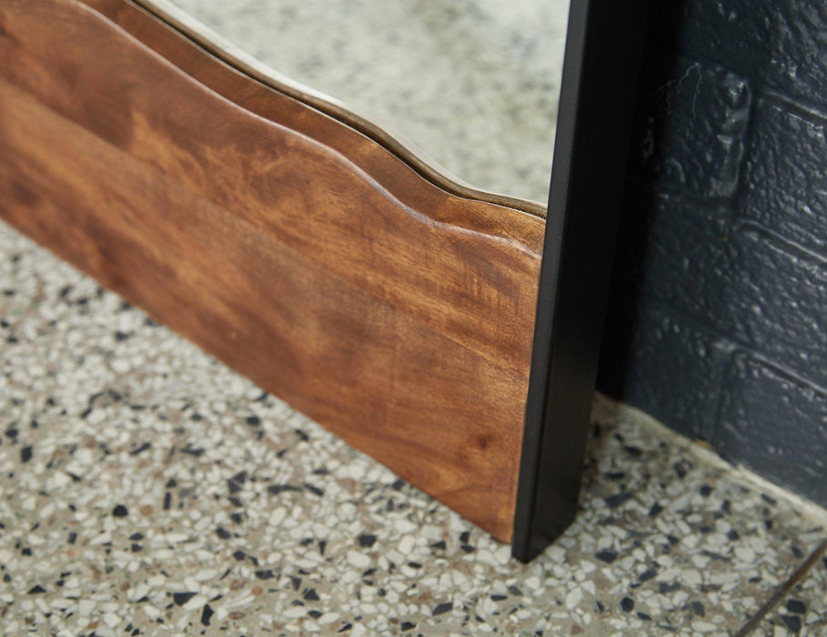 Panchali Floor Mirror - Zara Furniture (Kissimmee,FL)