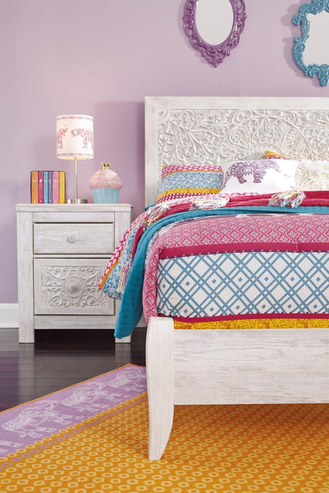 Paxberry Bed - Zara Furniture (Kissimmee,FL)