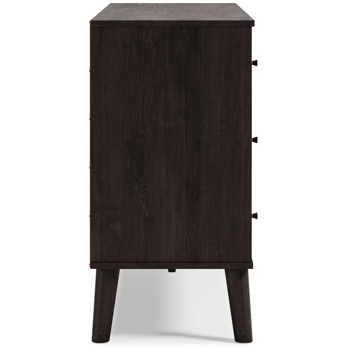 Piperton Dresser - Zara Furniture (Kissimmee,FL)