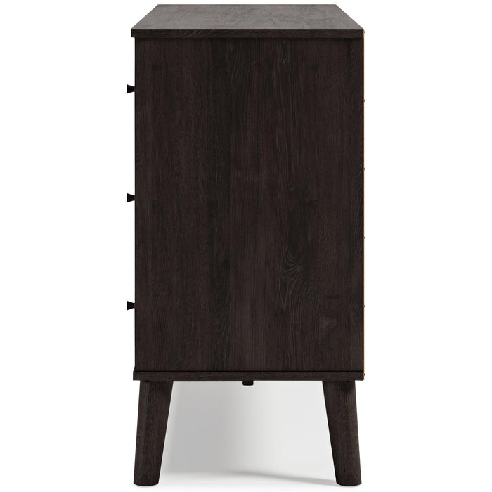 Piperton Dresser - Zara Furniture (Kissimmee,FL)