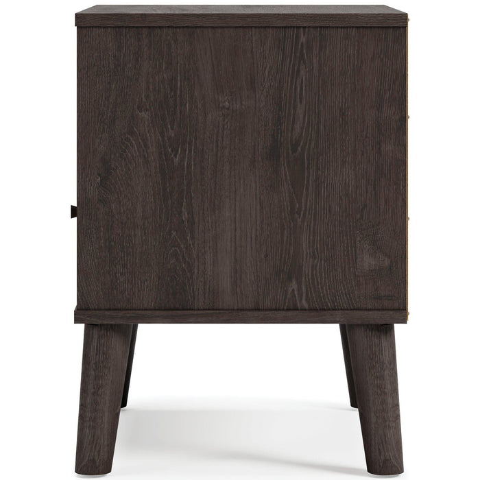 Piperton Nightstand - Zara Furniture (Kissimmee,FL)