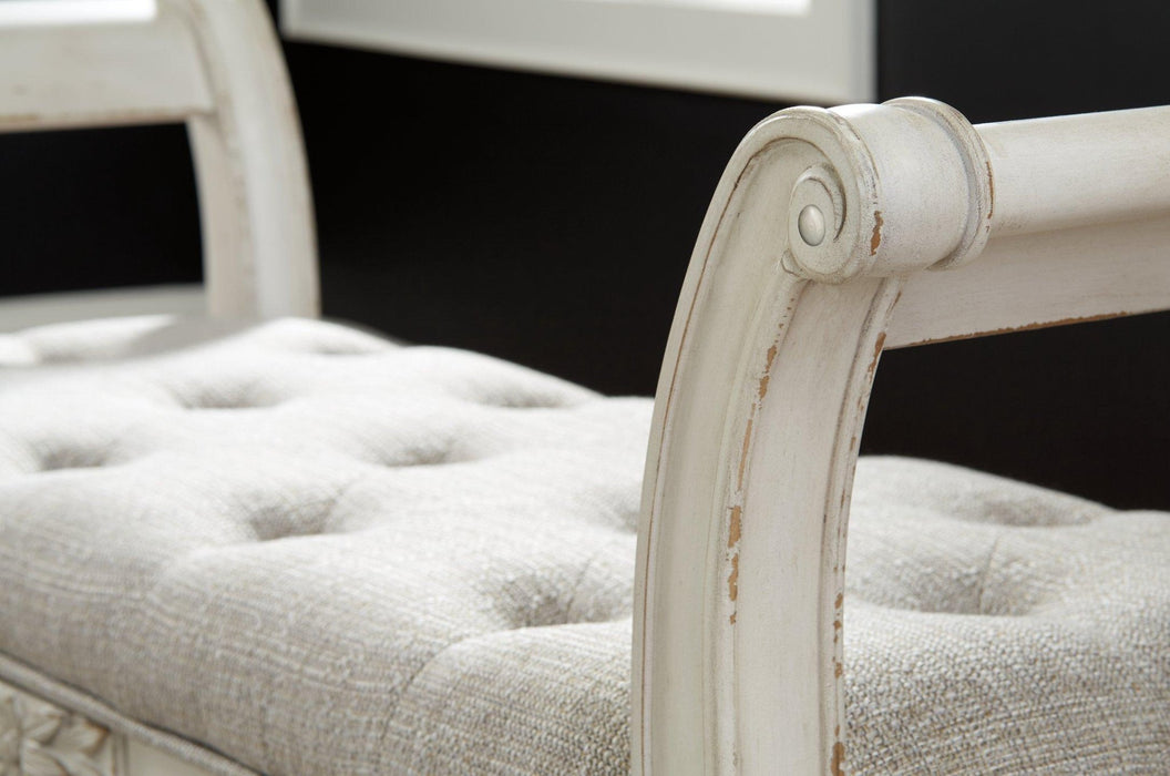 Realyn Accent Bench - Zara Furniture (Kissimmee,FL)