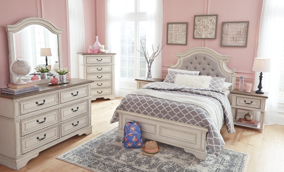 Realyn Bed - Zara Furniture (Kissimmee,FL)