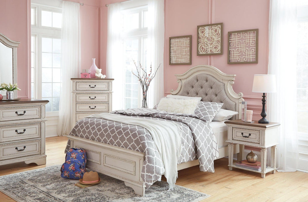 Realyn Bed - Zara Furniture (Kissimmee,FL)