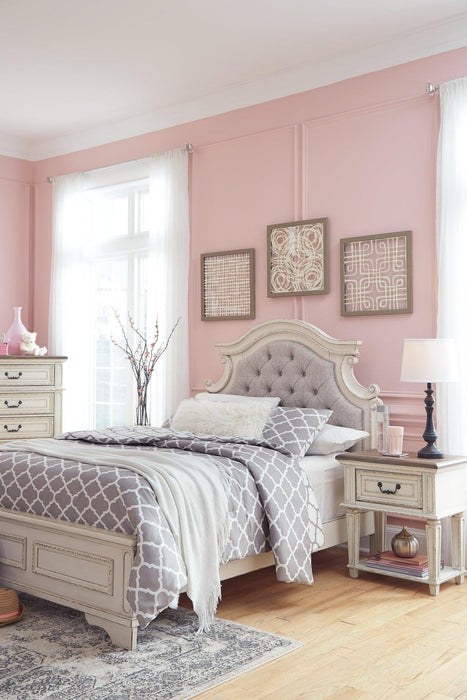 Realyn Bed - Zara Furniture (Kissimmee,FL)