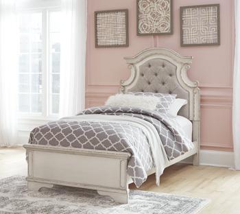 Realyn Bed - Zara Furniture (Kissimmee,FL)