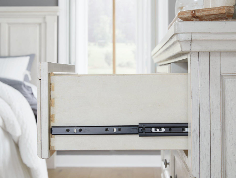 Robbinsdale Dresser - Zara Furniture (Kissimmee,FL)