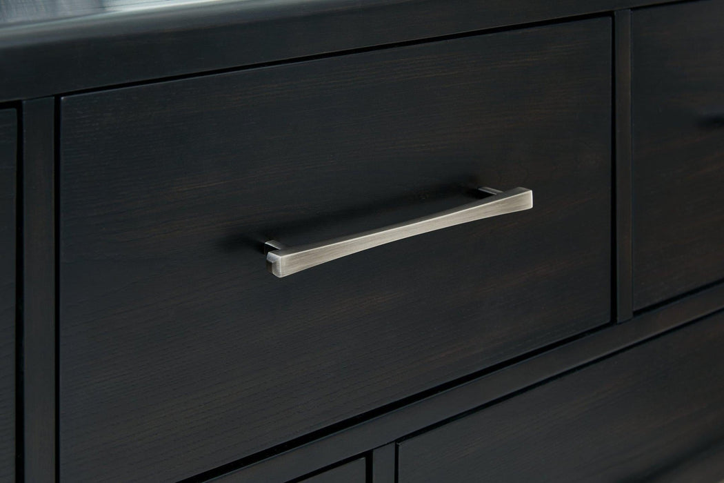 Rowanbeck Chest of Drawers - Zara Furniture (Kissimmee,FL)