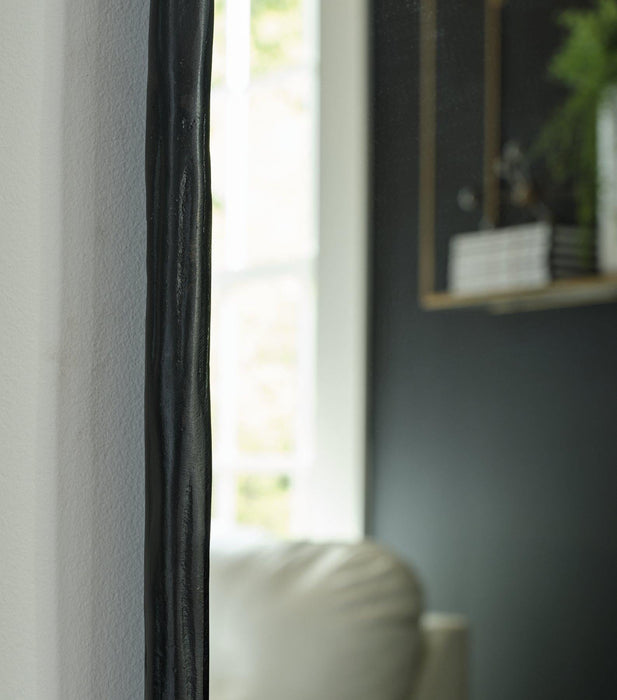 Ryandale Floor Mirror - Zara Furniture (Kissimmee,FL)