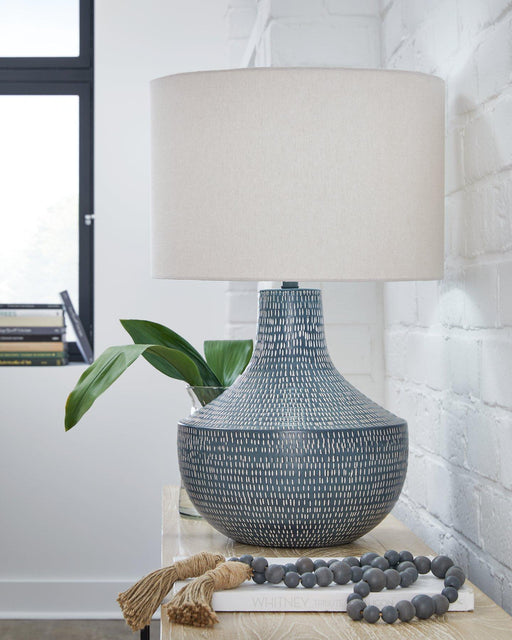 Schylarmont Table Lamp - Zara Furniture (Kissimmee,FL)