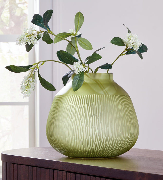Scottyard Vase - Zara Furniture (Kissimmee,FL)