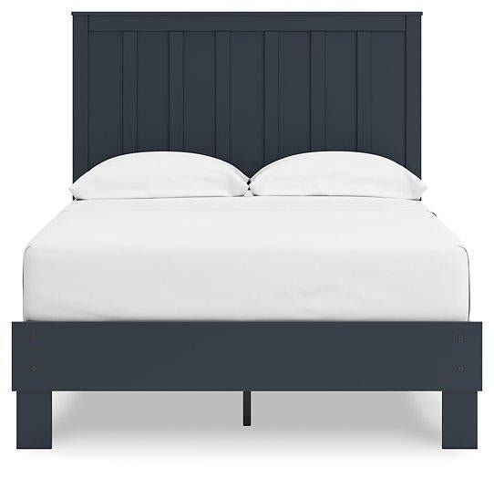 Simmenfort Bed - Zara Furniture (Kissimmee,FL)