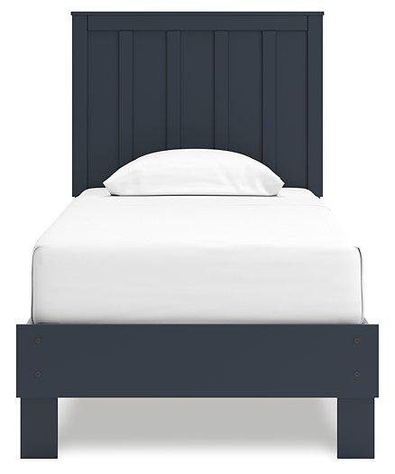 Simmenfort Bed - Zara Furniture (Kissimmee,FL)