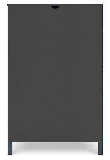 Simmenfort Chest of Drawers - Zara Furniture (Kissimmee,FL)