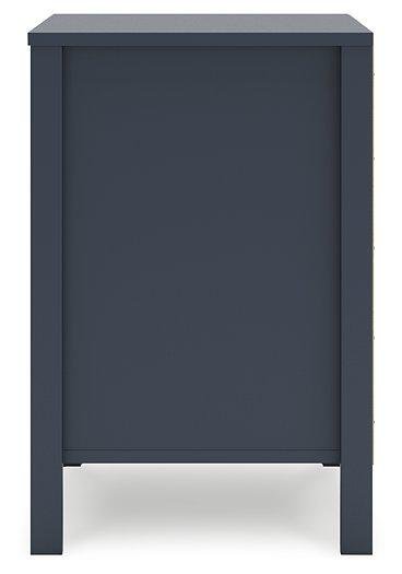 Simmenfort Nightstand - Zara Furniture (Kissimmee,FL)