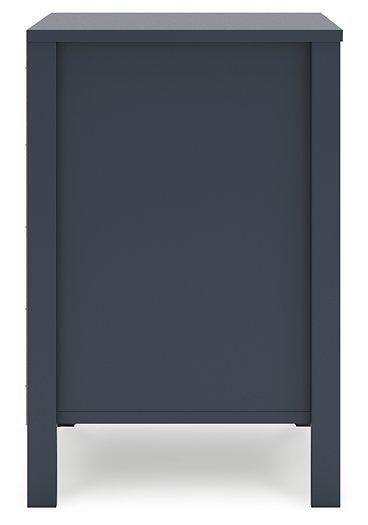 Simmenfort Nightstand - Zara Furniture (Kissimmee,FL)