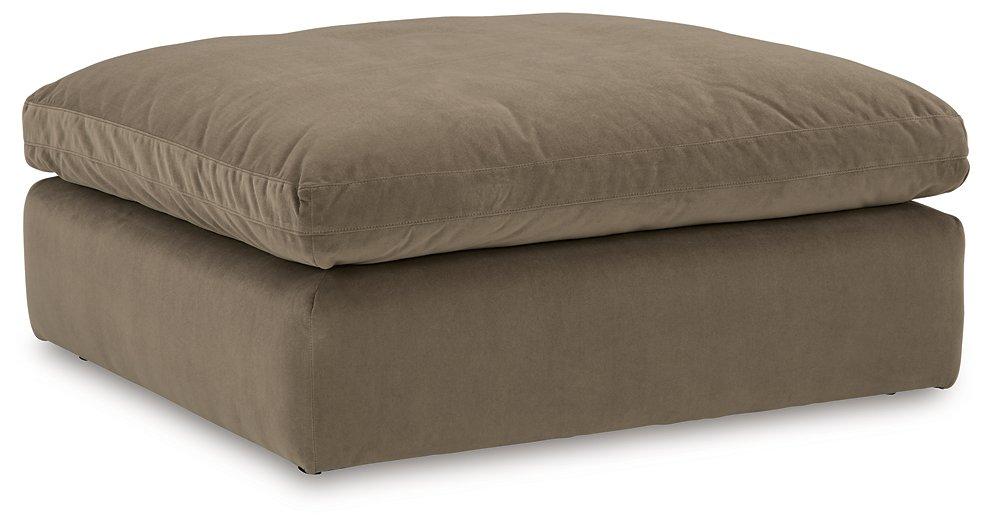 Sophie Oversized Accent Ottoman - Zara Furniture (Kissimmee,FL)
