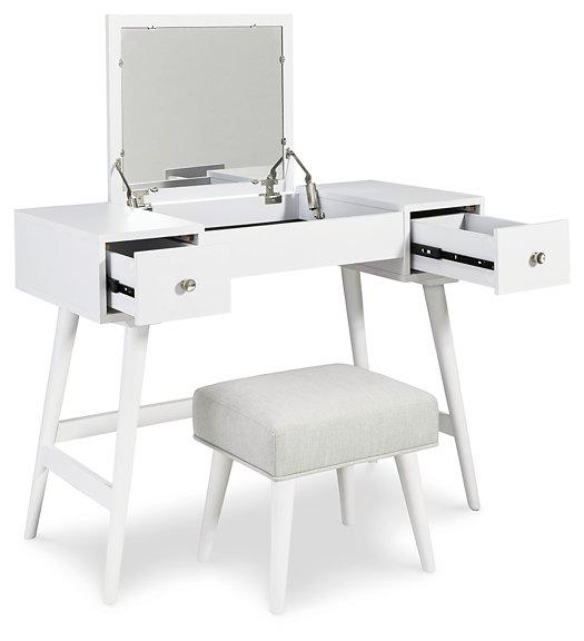 Thadamere Vanity with Stool - Zara Furniture (Kissimmee,FL)