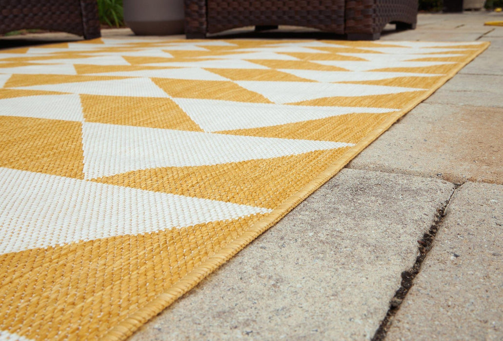 Thomley 5' x 7' Rug - Zara Furniture (Kissimmee,FL)