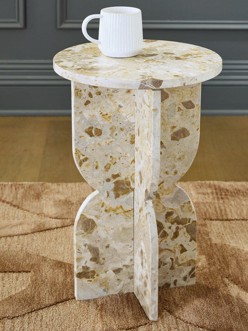 Treygan Accent Table - Zara Furniture (Kissimmee,FL)