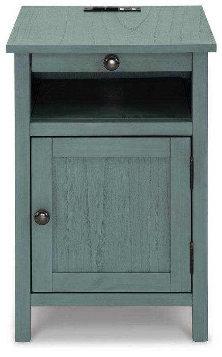 Treytown Chairside End Table - Zara Furniture (Kissimmee,FL)