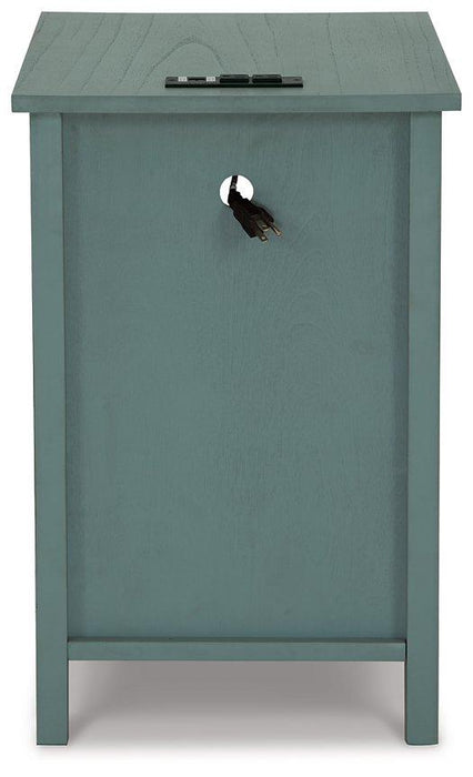 Treytown Chairside End Table - Zara Furniture (Kissimmee,FL)