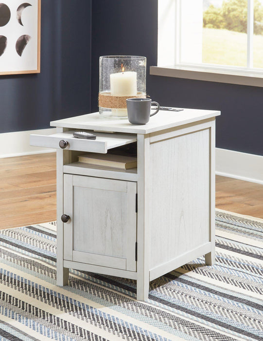 Treytown Chairside End Table - Zara Furniture (Kissimmee,FL)