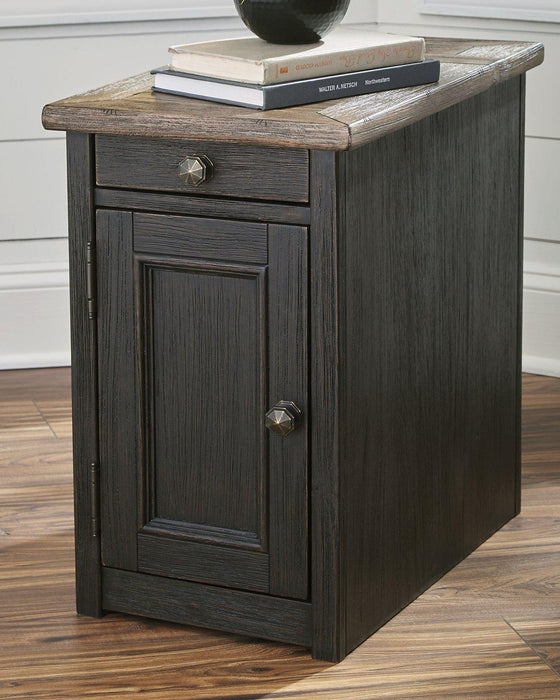 Tyler Creek Chairside End Table with USB Ports & Outlets - Zara Furniture (Kissimmee,FL)