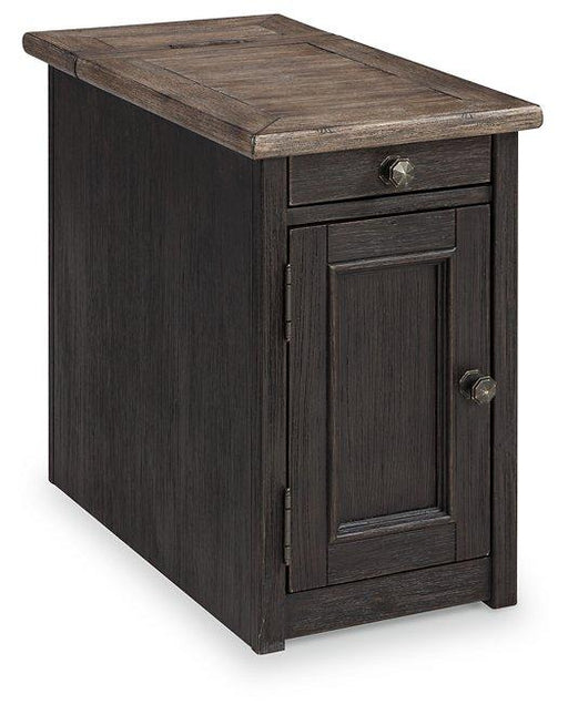 Tyler Creek Chairside End Table with USB Ports & Outlets - Zara Furniture (Kissimmee,FL)