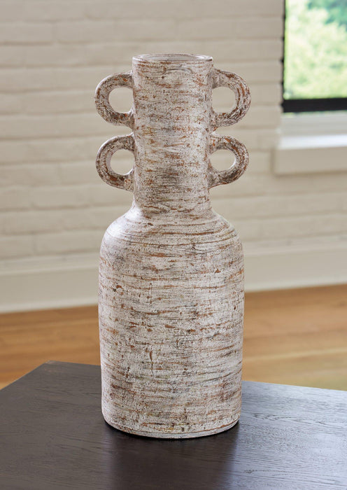 Wellbridge Vase - Zara Furniture (Kissimmee,FL)