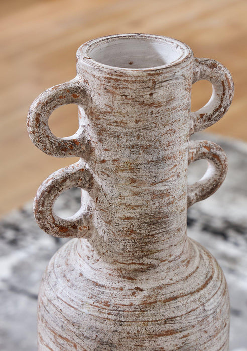 Wellbridge Vase - Zara Furniture (Kissimmee,FL)