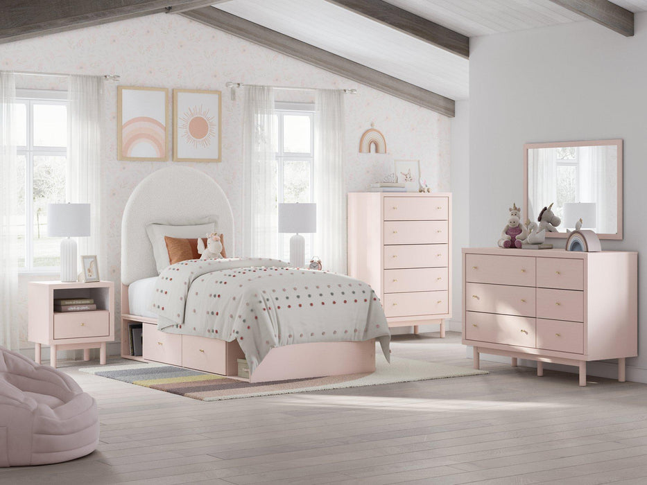 Wistenpine Upholstered Bed with Storage - Zara Furniture (Kissimmee,FL)